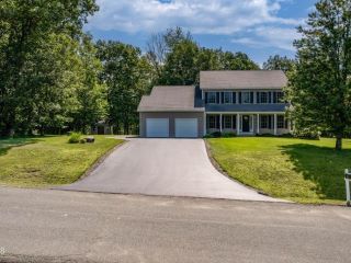 Foreclosed Home - 11 DEBBIE LN, 12018