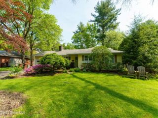 Foreclosed Home - 45 PAXWOOD RD, 12054