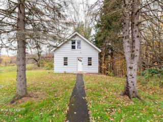 Foreclosed Home - 18 Old Mill Street, 12060