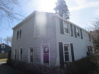 Foreclosed Home - 10 Couse Pl, 12061