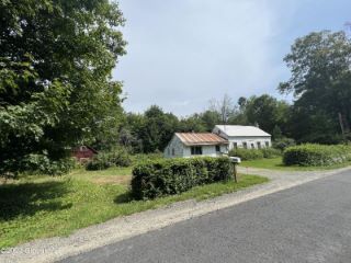 Foreclosed Home - 5469 PARKIS MILLS RD, 12074