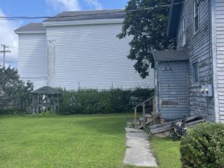 Foreclosed Home - 117 CHURCH ST, 12090