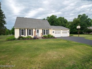 Foreclosed Home - 13 CATSKILL VIEW DR, 12106
