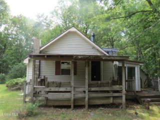 Foreclosed Home - 203 BEAVER RD, 12123