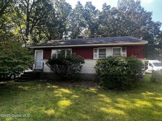 Foreclosed Home - 6129 JOHNSTON RD, 12159