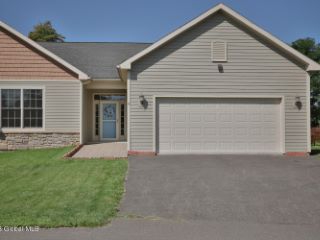 Foreclosed Home - 6 PEBBLE CT, 12159