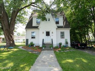 Foreclosed Home - 1704 PARK BLVD, 12180