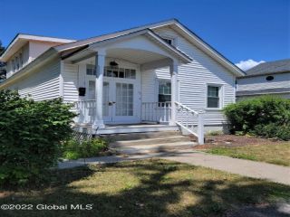 Foreclosed Home - 657 6TH AVE, 12182