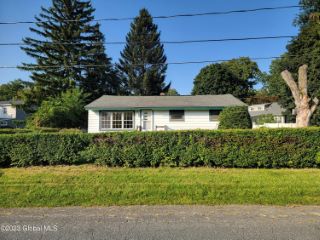 Foreclosed Home - 10 WESTCOTT RD, 12182