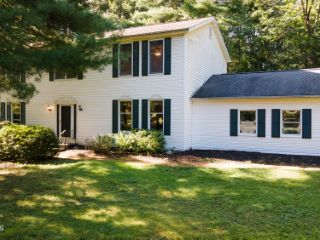 Foreclosed Home - List 101392315