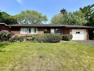 Foreclosed Home - 54 HAWTHORNE AVE, 12203