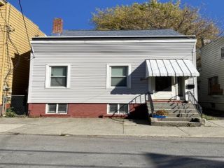 Foreclosed Home - 509 1ST ST, 12206