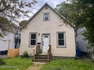 Foreclosed Home - 12 MERELINE AVE, 12209