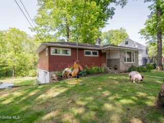 Foreclosed Home - 41 WOODSIDE DR, 12302