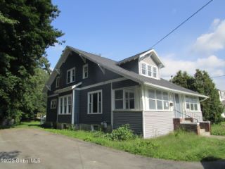 Foreclosed Home - 105 SARATOGA RD, 12302