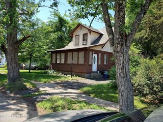 Foreclosed Home - 146 BRADFORD RD, 12304