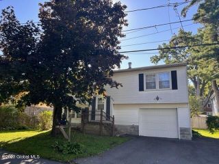 Foreclosed Home - 222 HILLCREST AVE, 12304