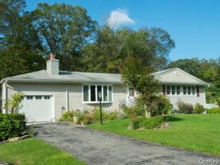 Foreclosed Home - 3 SPRUCE RD, 12538
