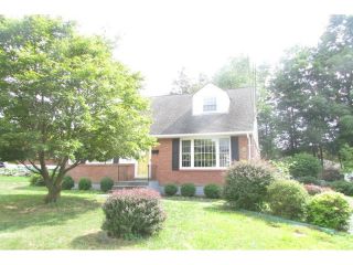 Foreclosed Home - 17 Memorial Dr, 12550