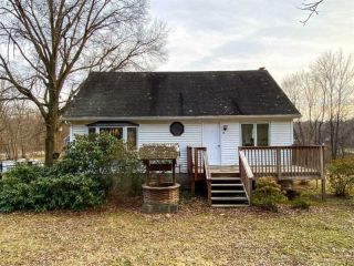 Foreclosed Home - 28 BEAVERBROOK RD, 12553