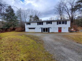 Foreclosed Home - 1 BARKIT KENNEL RD, 12569