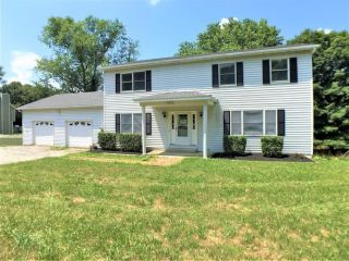 Foreclosed Home - 195 Beach Road, 12570