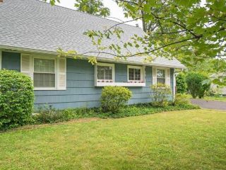 Foreclosed Home - 25 APPLETREE DR, 12572