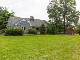 Foreclosed Home - 334 LAKE DR, 12572