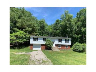 Foreclosed Home - 88 W Pine Rd, 12580