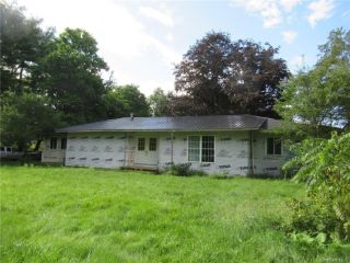 Foreclosed Home - 219 ST ANDREWS RD, 12586