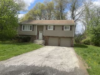 Foreclosed Home - 16 FENMORE DR, 12590