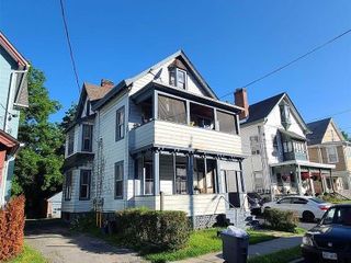 Foreclosed Home - 126 GARDEN ST, 12601