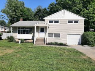 Foreclosed Home - 23 WANTAUGH AVE, 12603