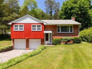 Foreclosed Home - 59 ROCHDALE RD, 12603