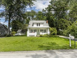Foreclosed Home - 10 TOWNSEND BLVD, 12603