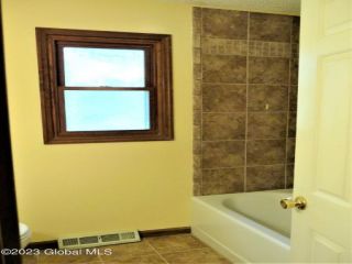 Foreclosed Home - List 100568587