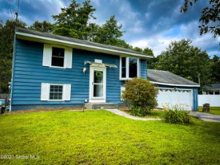 Foreclosed Home - 12 DAVIDSON DR, 12866