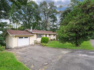 Foreclosed Home - 8 ARTHUR AVE, 13045