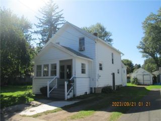 Foreclosed Home - 156 W 3RD ST N, 13069