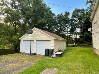 Foreclosed Home - 754 W GROTON RD, 13073