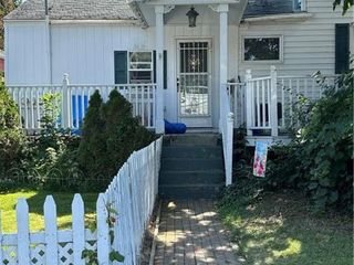 Foreclosed Home - 227 W 5TH ST, 13126