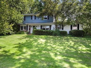Foreclosed Home - 3808 KNIGHTSBRIDGE RD, 13152