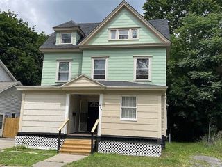 Foreclosed Home - 210 W BORDEN AVE, 13205