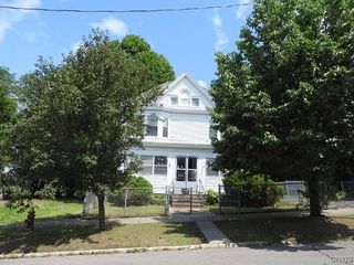 Foreclosed Home - 233 AMHERST AVE, 13205