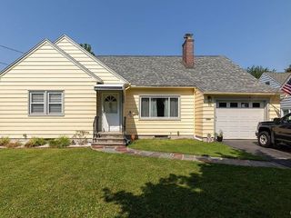 Foreclosed Home - 111 KENWICK DR, 13208