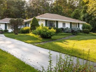 Foreclosed Home - 3955 GRIFFIN RD, 13215