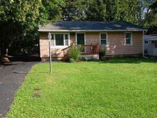 Foreclosed Home - 104 ROSE LANE TER, 13219