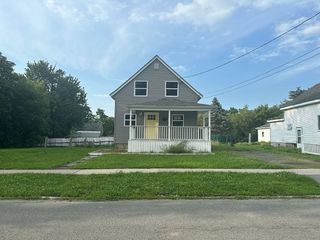 Foreclosed Home - 143 E DIVISION ST, 13601