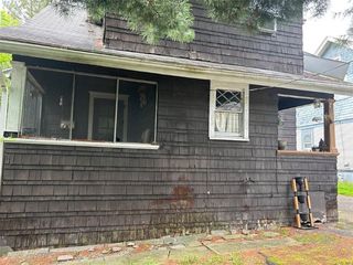 Foreclosed Home - 2 BELLEVUE HTS, 13905