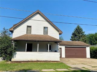 Foreclosed Home - 28 ERIE ST, 14043